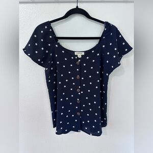 Monteau Polka Dot Button Front Scoop Neck Short Sleeve Blouse Navy White Jrs L